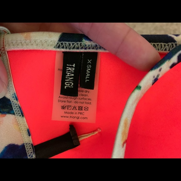 Floral Triangl Bikini Top - Picture 4 of 5